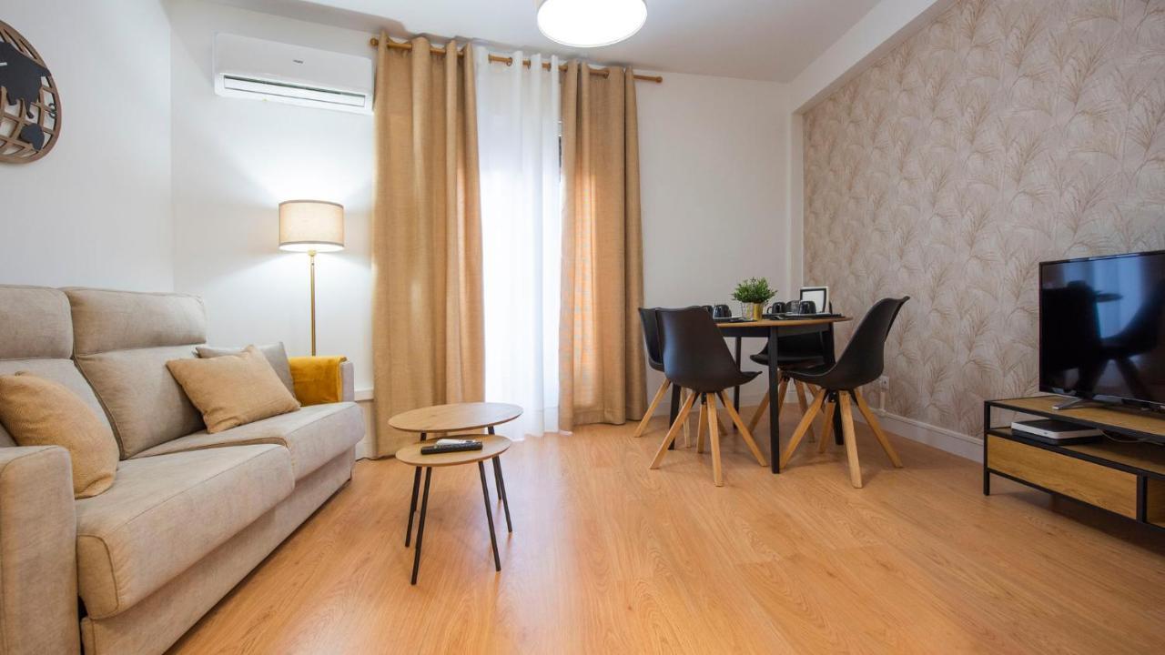 El Sueno De Carmelitas Con Parking Incluido - Apartamentos Aloha โตเลโด ภายนอก รูปภาพ